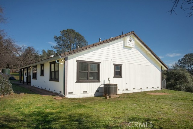 Detail Gallery Image 4 of 74 For 1718 Robinson Mill Rd, Bangor,  CA 95914 - 3 Beds | 2/1 Baths