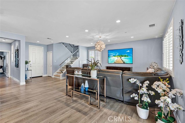 Detail Gallery Image 11 of 46 For 11599 Petunia Ct, Jurupa Valley,  CA 91752 - 5 Beds | 3 Baths