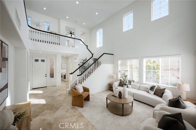 Detail Gallery Image 6 of 47 For 22 via Paquete, San Clemente,  CA 92673 - 4 Beds | 3/1 Baths