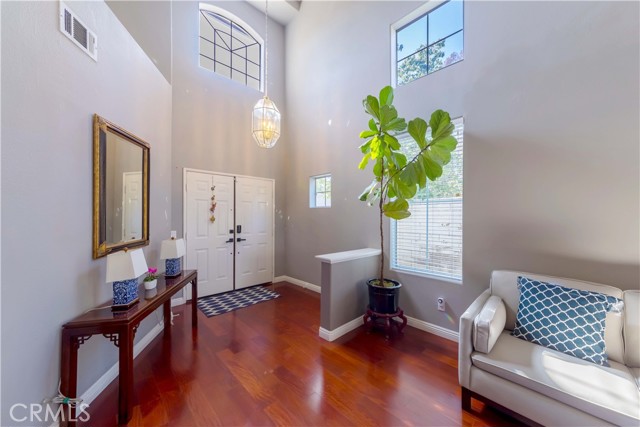 2018 Wren Way, Fullerton CA: https://media.crmls.org/medias/8de9ac66-a5a9-495c-b0d3-3117420f8c4c.jpg