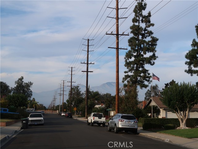 Image 3 for 12431 Oaks Ave, Chino, CA 91710