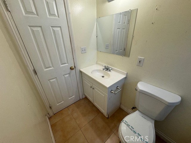 Detail Gallery Image 11 of 22 For 1600 Freeman Ave, Long Beach,  CA 90804 - 3 Beds | 2/1 Baths