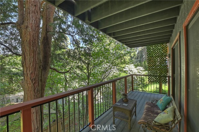 Detail Gallery Image 21 of 33 For 760 Lake Dr, Lake Arrowhead,  CA 92352 - 3 Beds | 2 Baths