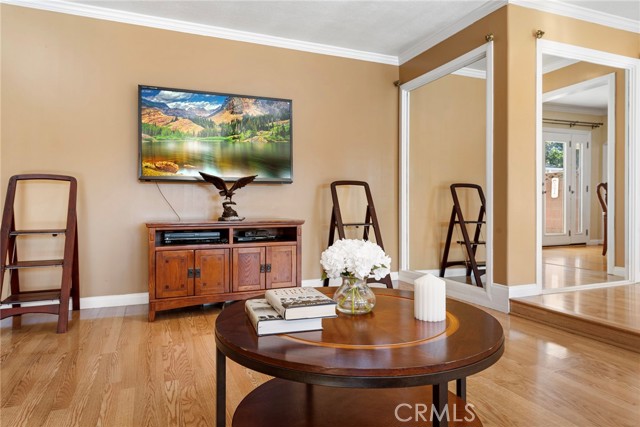 Detail Gallery Image 11 of 34 For 1116 W 21st St, Santa Ana,  CA 92706 - 3 Beds | 2 Baths