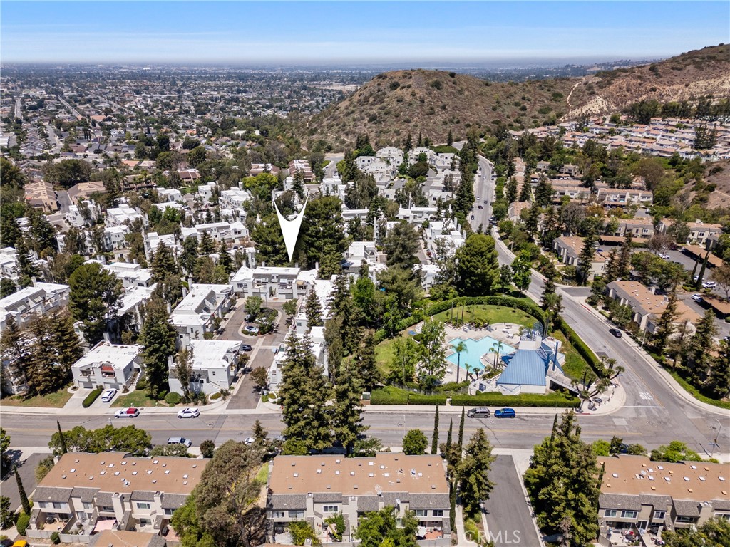 https://media.crmls.org/medias/8dec5b3e-649a-4b66-acf6-b3bbd4f9e962.jpg?preset=X-Large