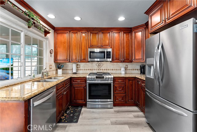 Detail Gallery Image 11 of 50 For 22611 via Santiago, Mission Viejo,  CA 92691 - 4 Beds | 2 Baths