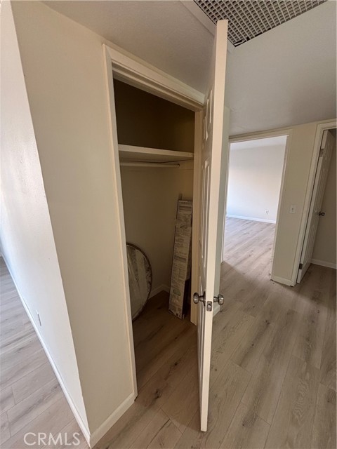 10901 LAUREL CNY BLVD #209, San Fernando CA: https://media.crmls.org/medias/8dee050e-af65-4464-a9bb-709c2d000eae.jpg