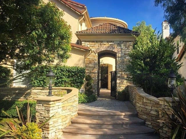 7 Coastal Canyon Drive