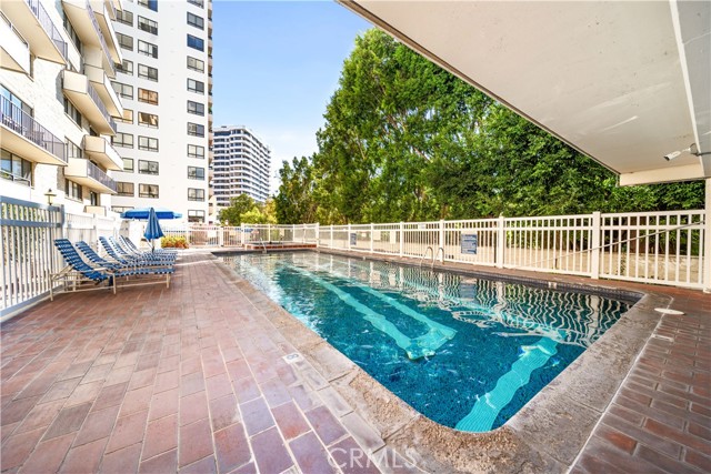 Detail Gallery Image 22 of 31 For 10535 Wilshire Bld #D01,  Los Angeles,  CA 90024 - 2 Beds | 2 Baths