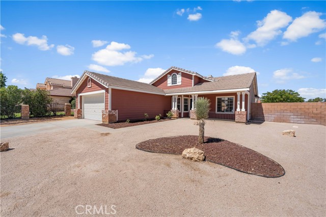 37011 Zinnia Street, Palmdale CA: https://media.crmls.org/medias/8df00072-5d46-42f8-a9f1-b178e9de32fa.jpg