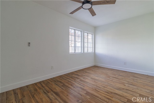 Detail Gallery Image 13 of 17 For 414 S Linden, Rialto,  CA 92376 - 2 Beds | 1 Baths