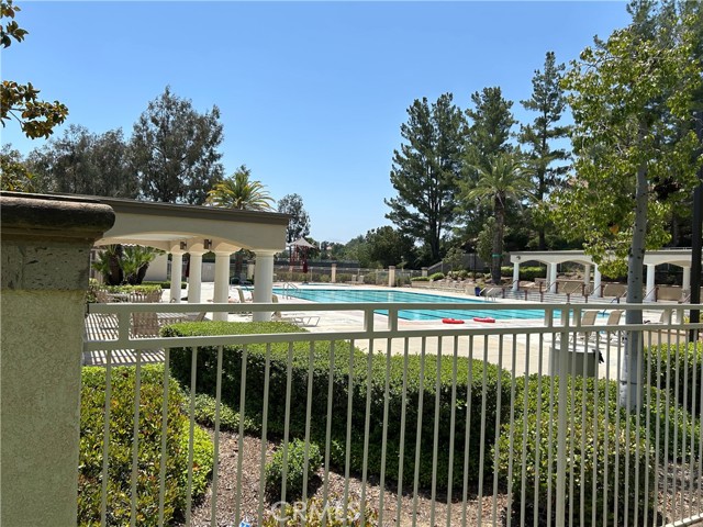 42401 Corte Villosa, Temecula CA: https://media.crmls.org/medias/8df0aaf8-ce6e-4cf4-877c-024f613576a5.jpg