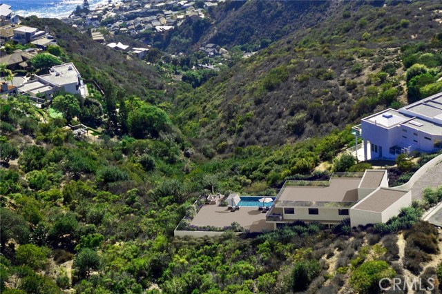 Detail Gallery Image 9 of 22 For 749 Marlin Drive, Laguna Beach,  CA 92651 - – Beds | – Baths