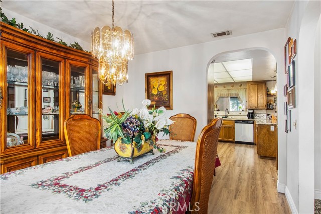 Detail Gallery Image 16 of 45 For 5404 Ridgeview Ave, Rancho Cucamonga,  CA 91737 - 4 Beds | 2/1 Baths