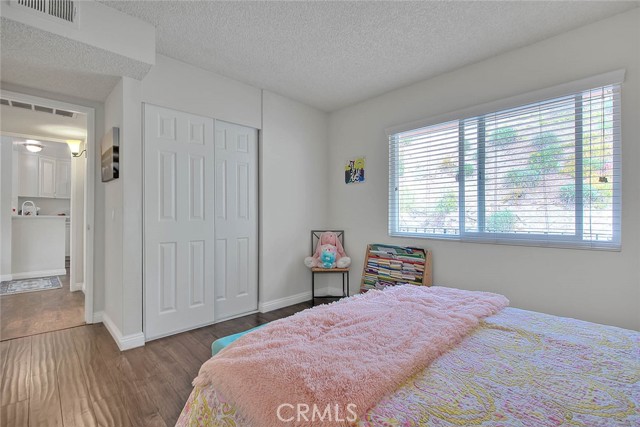 Detail Gallery Image 8 of 24 For 2940 N Verdugo Rd #409,  Glendale,  CA 91208 - 2 Beds | 2 Baths