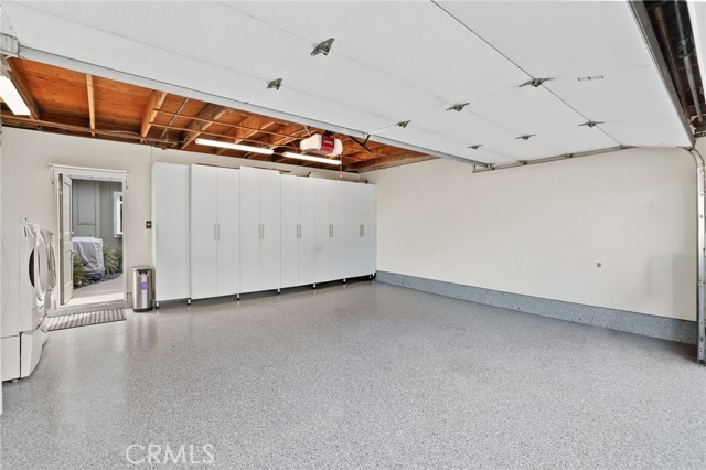 Detail Gallery Image 33 of 37 For 328 Regatta Way, Seal Beach,  CA 90740 - 3 Beds | 2/1 Baths