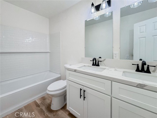 Detail Gallery Image 10 of 22 For 1257 W 9th St, Pomona,  CA 91766 - 5 Beds | 4 Baths