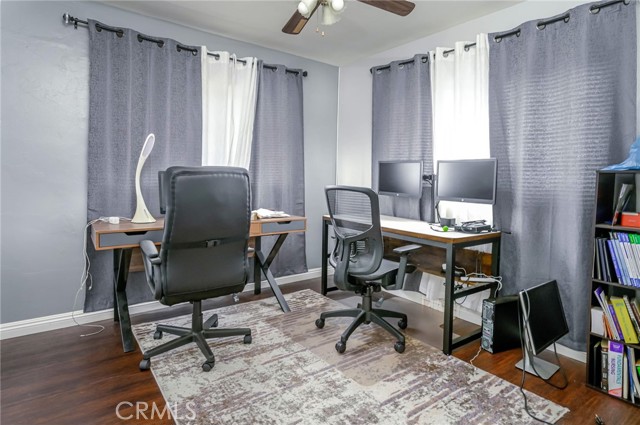 10926 Corby Avenue, Norwalk CA: https://media.crmls.org/medias/8df40b4a-811d-4bb9-87cb-4e506ad4822b.jpg