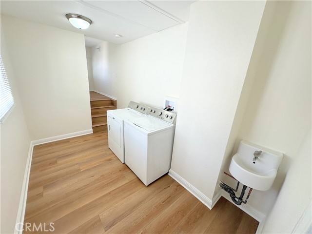 1528 N Alexandria Avenue, Los Angeles CA: https://media.crmls.org/medias/8df43e41-8a76-495b-b6d6-dfdd9b0d6de0.jpg