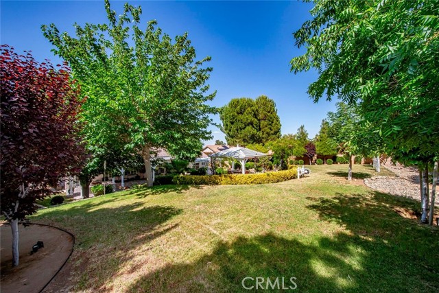 5618 Gardendale Lane, Palmdale CA: https://media.crmls.org/medias/8df4eb10-b9db-441c-87a1-3729b151db80.jpg