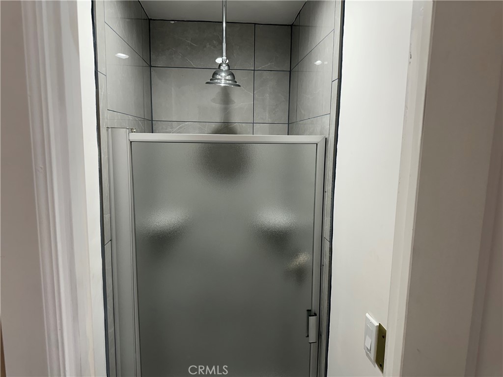https://media.crmls.org/medias/8df5426a-c82c-4b97-91fc-5bba1f31eee4.jpg?preset=X-Large