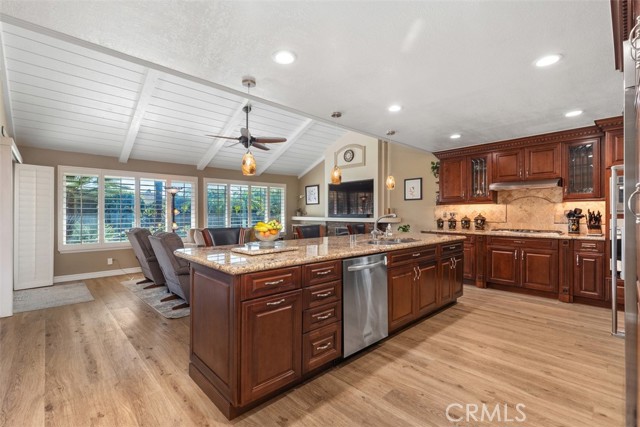 Detail Gallery Image 16 of 38 For 6022 Toyon Terrace, Yorba Linda,  CA 92886 - 4 Beds | 2/1 Baths