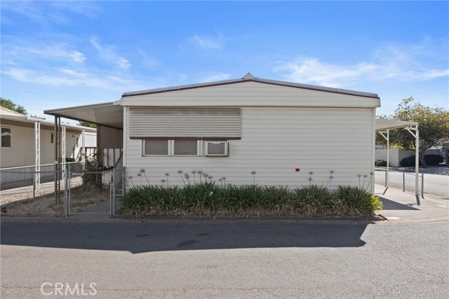 701 E Lassen Avenue, Chico CA: https://media.crmls.org/medias/8df74631-a07f-4569-813b-0302bc6b5902.jpg