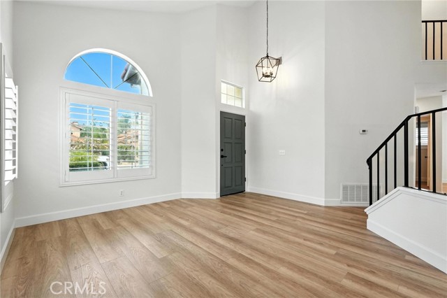 251 Royal Glen Drive, Fallbrook CA: https://media.crmls.org/medias/8df7aed6-4c6a-4635-a377-886e3c9d5bb7.jpg