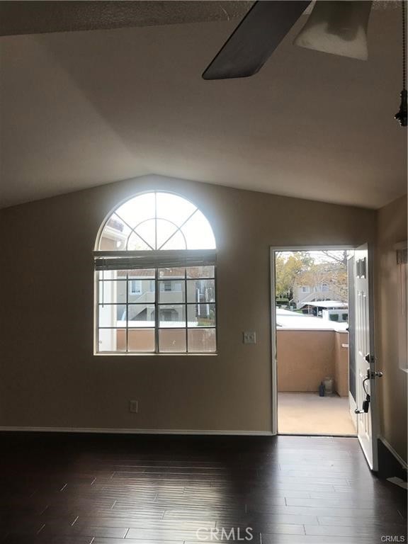 Detail Gallery Image 2 of 10 For 71 via Meseta, Rancho Santa Margarita,  CA 92688 - 1 Beds | 1 Baths