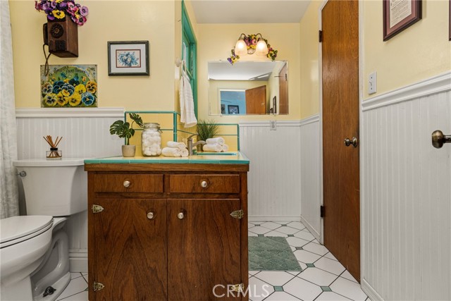 273 N Cleveland Street, Orange CA: https://media.crmls.org/medias/8df7f9ba-9025-410e-b55f-867e96eda036.jpg