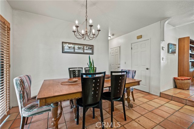 29034 Sheridan Road, Castaic CA: https://media.crmls.org/medias/8df83092-7900-4cab-b711-488f8f2769d6.jpg