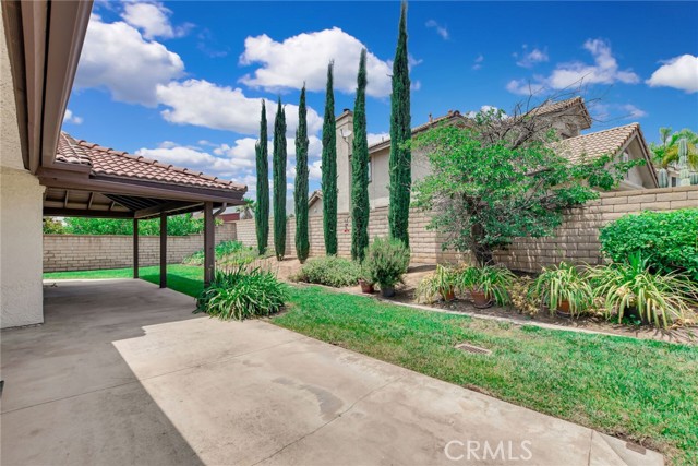 5697 Los Robles, La Verne CA: https://media.crmls.org/medias/8df951a6-cc57-475f-8f62-1e573967374f.jpg