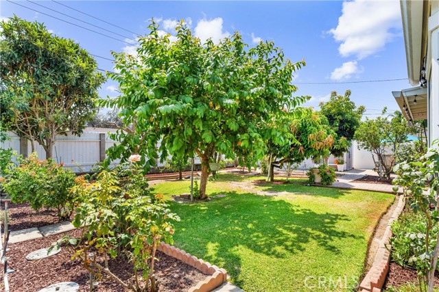 Detail Gallery Image 39 of 39 For 1106 Hollydale Dr, Fullerton,  CA 92831 - 4 Beds | 2 Baths