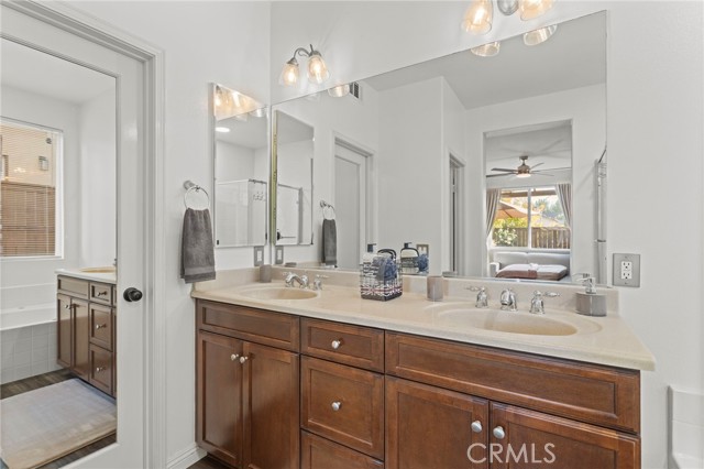 Detail Gallery Image 16 of 46 For 25019 Coral Canyon, Corona,  CA 92883 - 3 Beds | 3 Baths