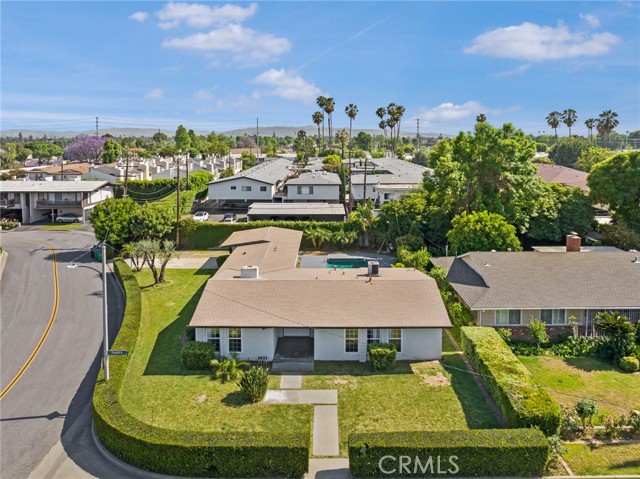 448 E Sandra, Arcadia CA: https://media.crmls.org/medias/8dfb92e0-d576-4a15-82b0-e5092dd18c79.jpg