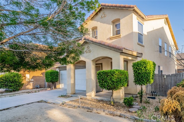 Detail Gallery Image 3 of 59 For 14051 Mare Ln, Victorville,  CA 92394 - 3 Beds | 2/1 Baths