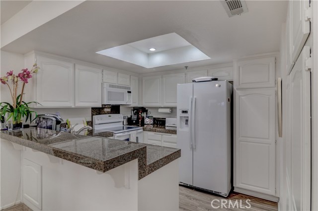 Image 7 for 500 Amado RD #420