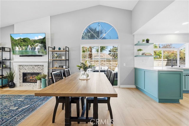 Detail Gallery Image 6 of 41 For 27209 Bidwell Lane, Valencia,  CA 91354 - 3 Beds | 2 Baths