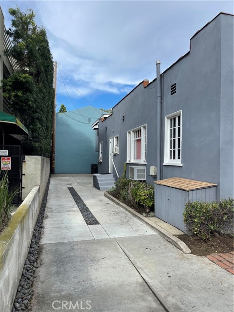 Detail Gallery Image 21 of 24 For 341 Redondo, Long Beach,  CA 90814 - – Beds | – Baths