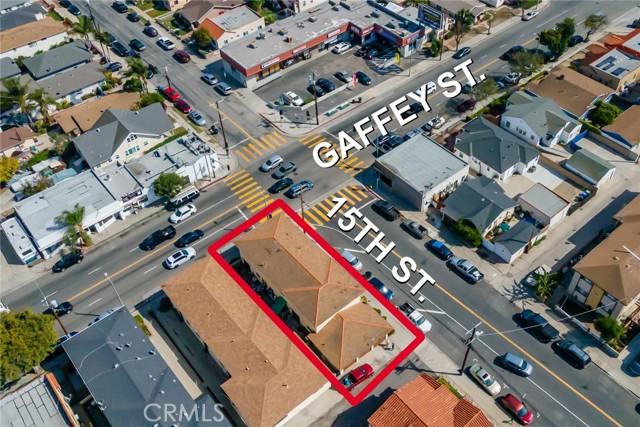 1437 S Gaffey Street, San Pedro CA: https://media.crmls.org/medias/8dfef135-bef0-4b46-b72f-ce97580a9e6d.jpg