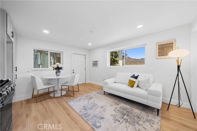 2838 Lambert Drive, Los Angeles CA: https://media.crmls.org/medias/8dff3830-3a7e-426e-b2e4-4cd174d6e3c3.jpg