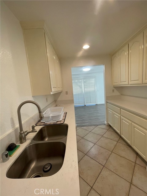 Detail Gallery Image 14 of 35 For 1830 N Vineyard Ave a,  Ontario,  CA 91764 - 3 Beds | 2/1 Baths