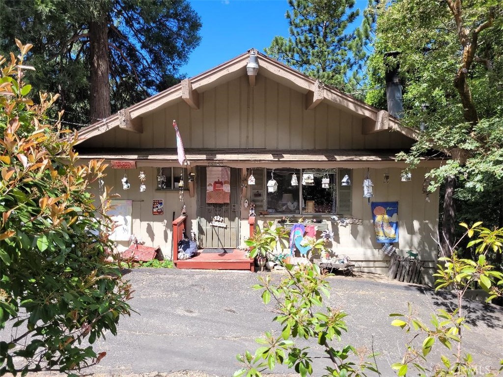 22726 Ponderosa Drive