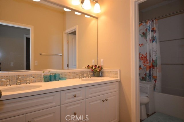 51 Lupari, Irvine CA: https://media.crmls.org/medias/8dff9d75-3aed-41a7-8d48-8ebf97526090.jpg