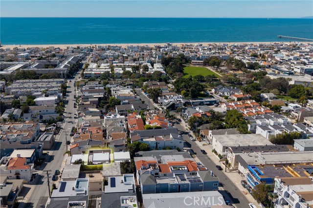 Detail Gallery Image 35 of 38 For 647 2nd, Hermosa Beach,  CA 90254 - 3 Beds | 2/1 Baths