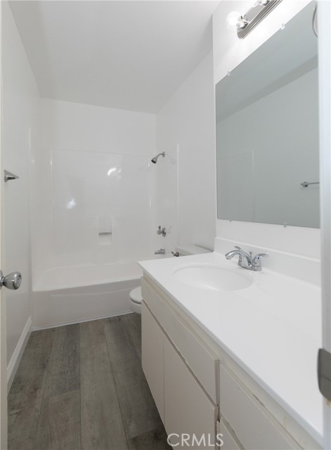 611 Lighthouse Way, Port Hueneme CA: https://media.crmls.org/medias/8dffad0f-f10a-475a-8ce5-651bdaa9307f.jpg