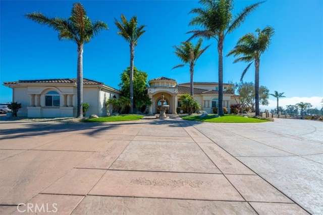 1685 Scenic View Way, Nipomo CA: https://media.crmls.org/medias/8e006084-d9de-44ed-8f7b-fbb549a7e945.jpg