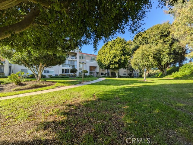 Detail Gallery Image 5 of 35 For 5499 Paseo Del Lago 3c,  Laguna Woods,  CA 92637 - 3 Beds | 2 Baths