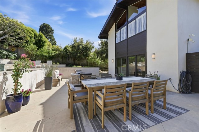2932 Via Alvarado, Palos Verdes Estates CA: https://media.crmls.org/medias/8e01fa00-080a-46e0-8b1a-16641ce4058e.jpg