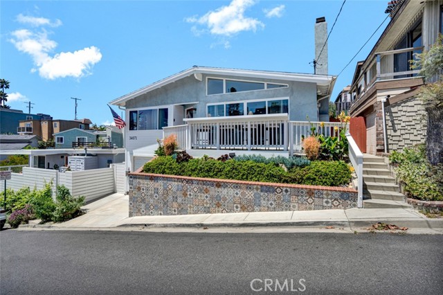 Detail Gallery Image 2 of 30 For 34071 El Contento Dr, Dana Point,  CA 92629 - 2 Beds | 2 Baths